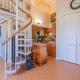Makani Moana Loft - Golf Course View - North Shore - Sleeps 2, Kahuku (Foto 6)