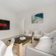 Modern 2-Bed Apartment with Parking near Bondi Beach Sydney - Photo 4