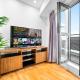 Elegant Two-Bedroom Apartment - Central Location - Private Parking - Balconies 1109M, Birmingham (photo 8)