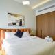 Luxury Escapes - Luxurious 2-Bedroom Apartment with Stunning Lake Views in JBR, Dubaï - Photo 9