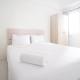 Compact and Tidy Studio at Puncak Dharmahusada Apartment By Travelio, Plosobegem (Foto 4)