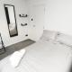 Modern Home in Royston, Free Off-Street Parking, Perfect for Families, Contractors & Work, Royston (fotografie 8)