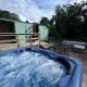 Shepherds Hut with Hot Tub Пембрукшир - Фото 6