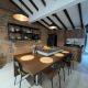 Stylish 5-BR Apartment in Medellín's Trendiest Spot, Walk Everywhere!, Medellín - Zdjęcie 3