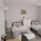 Double or twin room in town centre, East Grinstead (foto 9)