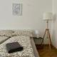 Cosy Apartment with Terrace & Free Parking, Wien - Foto 10