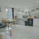 Lovely Modern 2 Bed Flat with parking, close to city centre, Manchester - Photo 10