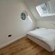 Modern House in Gated Compound, Londýn - Fotografie 6