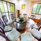 Rustic Tagaytay Villa - Billiards, KTV, plus Courtyard