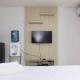 Cozy and Spacious Studio at The Enviro Apartment By Travelio, Cikarang (Foto 5)