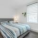 Huge 3 Bedroom Condo with a Large Patio, Montreal (zdjęcie 2)