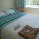 Double with shared bathroom sleeps 1-2 located 5 minutes from Heathrow dsbyr Hayes - Foto 2