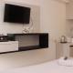 Cozy Living Studio at Urbantown Apartment Karawang By Travelio, Karawang (foto 5)