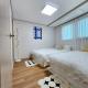 Mid-Century staycation in Seoul, Seoul - Photo 7