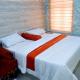 Hotel Diego, Oko Abe