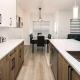 Near Downtown, Large 3BR! FREE Banff Pass, Calgary (foto 10)