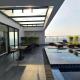 Modern Apartment with Rooftop Pool & Gym Пномпень - Фото 2