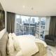 Modern & Bright Canal View 2BR Near Dubai Mall by Vibel, Dubaj - Fotografie 2