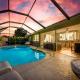 Heated Pool - Minutes to Beach - Outside Bar - Perfect for Family Naples - Foto 1