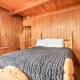 Joebellarue Home - 3BR Chalet with Forest Views, Fireplace, Deck, BBQ Big Bear Lake - Foto 9