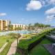 Beachfront - Ambiente Elegante 2BR condo - BC256, Palm-Eagle Beach (foto 4)