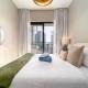 Stylish 1-Bed Retreat in Zada Tower Business Bay, Dubaï - Photo 2