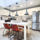 Bright 2-BR Home Near LAX with Shared Yard - SH2-LAD, Los Angeles - Foto 2