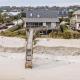Oceanfront Escape with Beach Access Pawleys Island - Foto 1