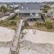 Oceanfront Escape with Beach Access Pawleys Island - Foto 2