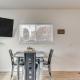 SoCal Escape with Hot Tub, 5 Mi to Universal Studios, Burbank (fotografie 7)