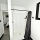 Fully Renovated Modern 4Bedroom 3Bath Home Close to Downtown Cleveland Fully Furnished, Cleveland - Foto 2