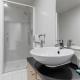 City Verve 2BR Apt with City Views and Wi-Fi, Окленд - Фото 7