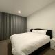 Luxury 3 BR Apt with Pool-Gym-Sauna-Steam Room, Adelaide - Photo 10