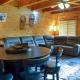 Cozy Bear Cabin Getaway, Island Park (foto 8)