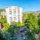 Francis First, Mostar (fotografie 3)