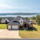 Adelines Lake View Elegant Home in Gated Community Sleeps 15, Russellville - Fotografie 1
