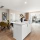 Spinel Stay - Charming 2BR Retreat Zen Garden Views Central, Los Angeles - Foto 4