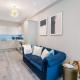 Stunning London Flat with Jacuzzi Bath, London - Photo 2