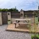 Ty Bach Melyn, car parking and private courtyard, Bridgend (foto 5)