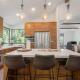 Cozy Oasis in Oakley with Basketball court pool, Los Angeles - Foto 2