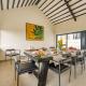 StayVista at Ekan with Sea views, Pool, WiFi, Alibag - Foto 6