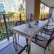 Balcony, Pools, Gym, Restaurant | Beachfront 2BR Puerto Vallarta - Foto 3