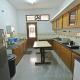 Villa close to Rock beach- Couple Room, Puducherry - Foto 5