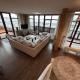 Penthouse with Private Rooftop Jacuzzi, Sauna and panorama lake view Biddinghuizen - Foto 2