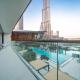 Cozy 2-Bed Home with Burj Khalifa Views 204GR-2, Dubai - Foto 1