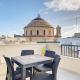 Duplex 2BR penthouse with Balcony, Rooftop & Views by 360 Estates Mosta - Foto 1