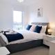 2Bed 2Bath Private Balcony, Relaxing Waterfront View Apt, Parking FREE WiFi 10mins Media City, Salford Quays, Old Trafford, City Centre, Манчестер - Фото 5