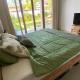 Location, Location, Sunny 2 bedroom 5 min to beach Canggu - Zdjęcie 3