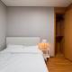 Close to Seoul Station Warm Home with Seoul Park View, Seoul - Photo 3