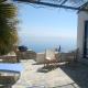 Cottage with sea view